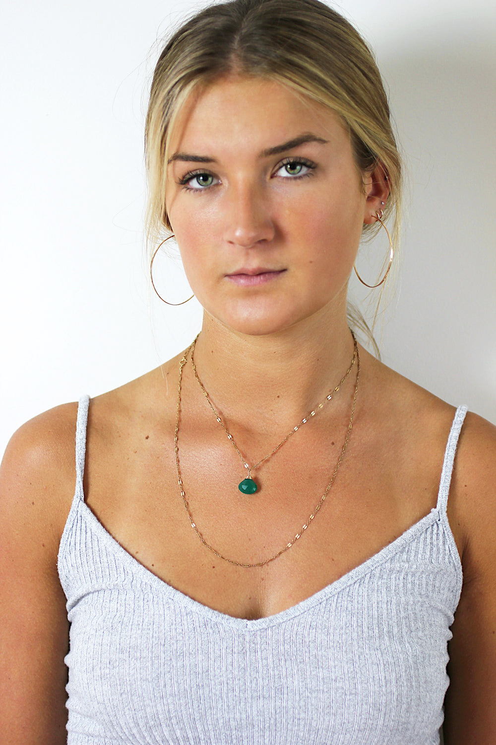 green onyx and gold choker wrap necklace and gold hoops