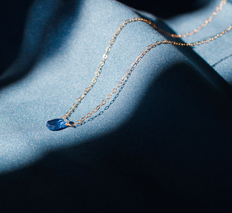blue kyanite gemstone pendant