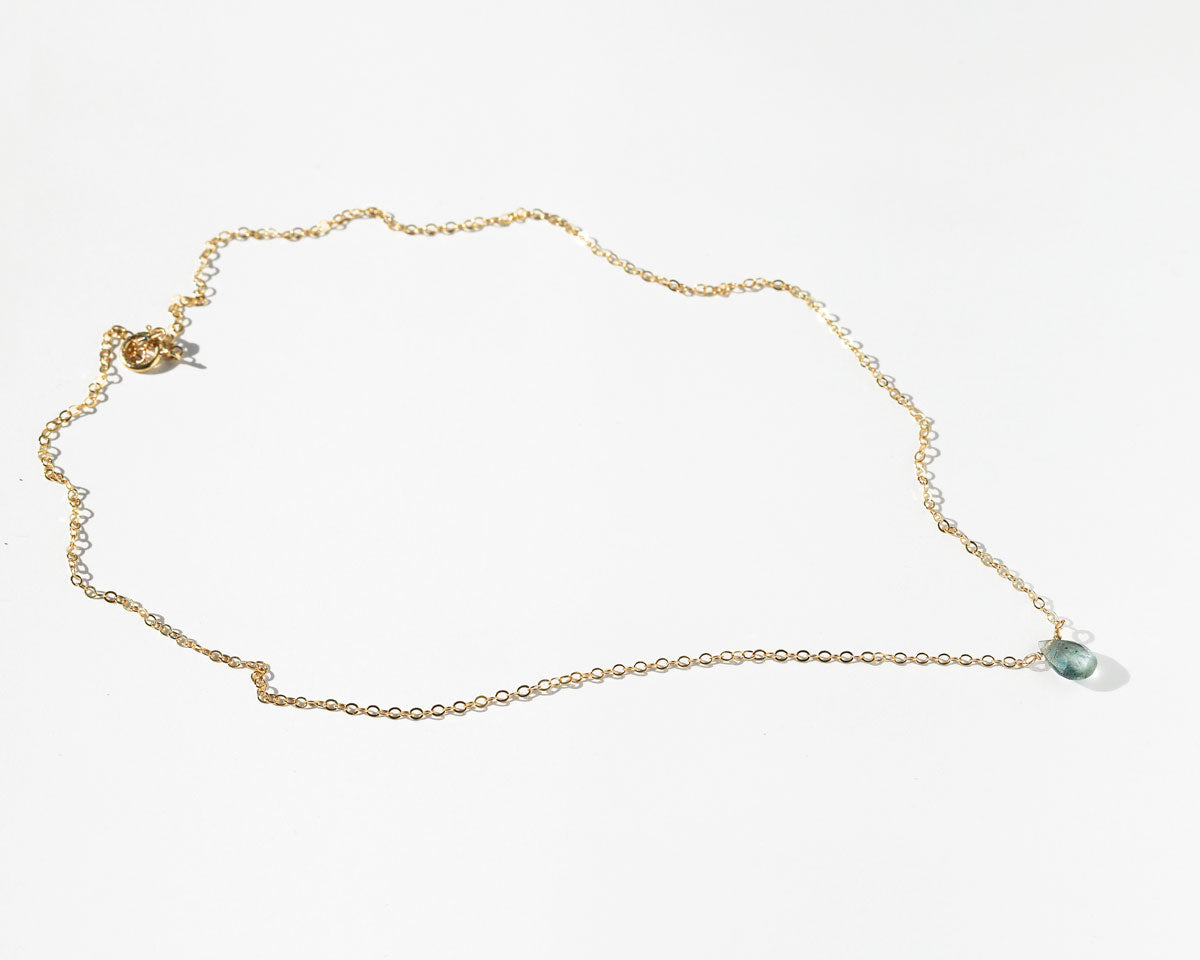 delicate moss aquamarine pendant