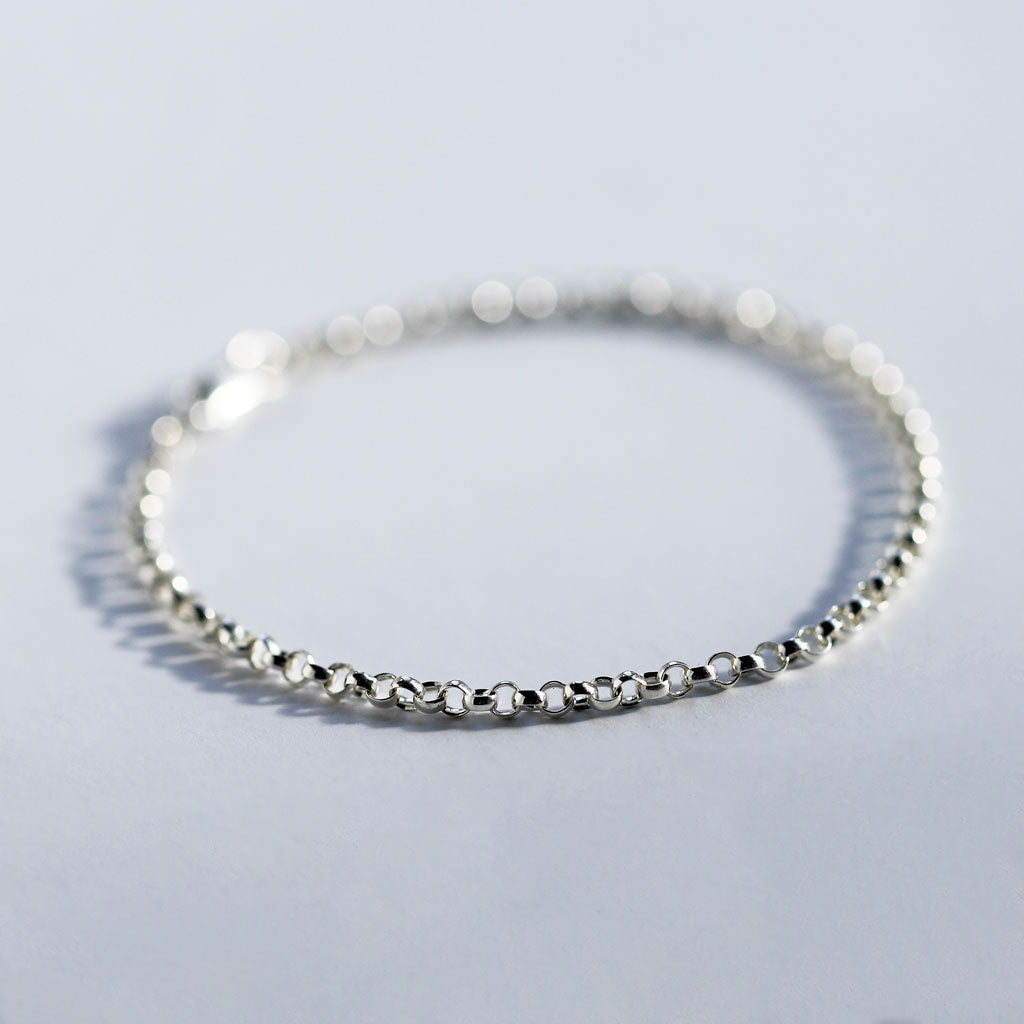 small silver rolo chain bracelet