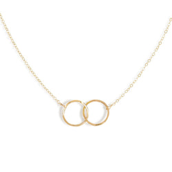 gold interlocking circle necklace